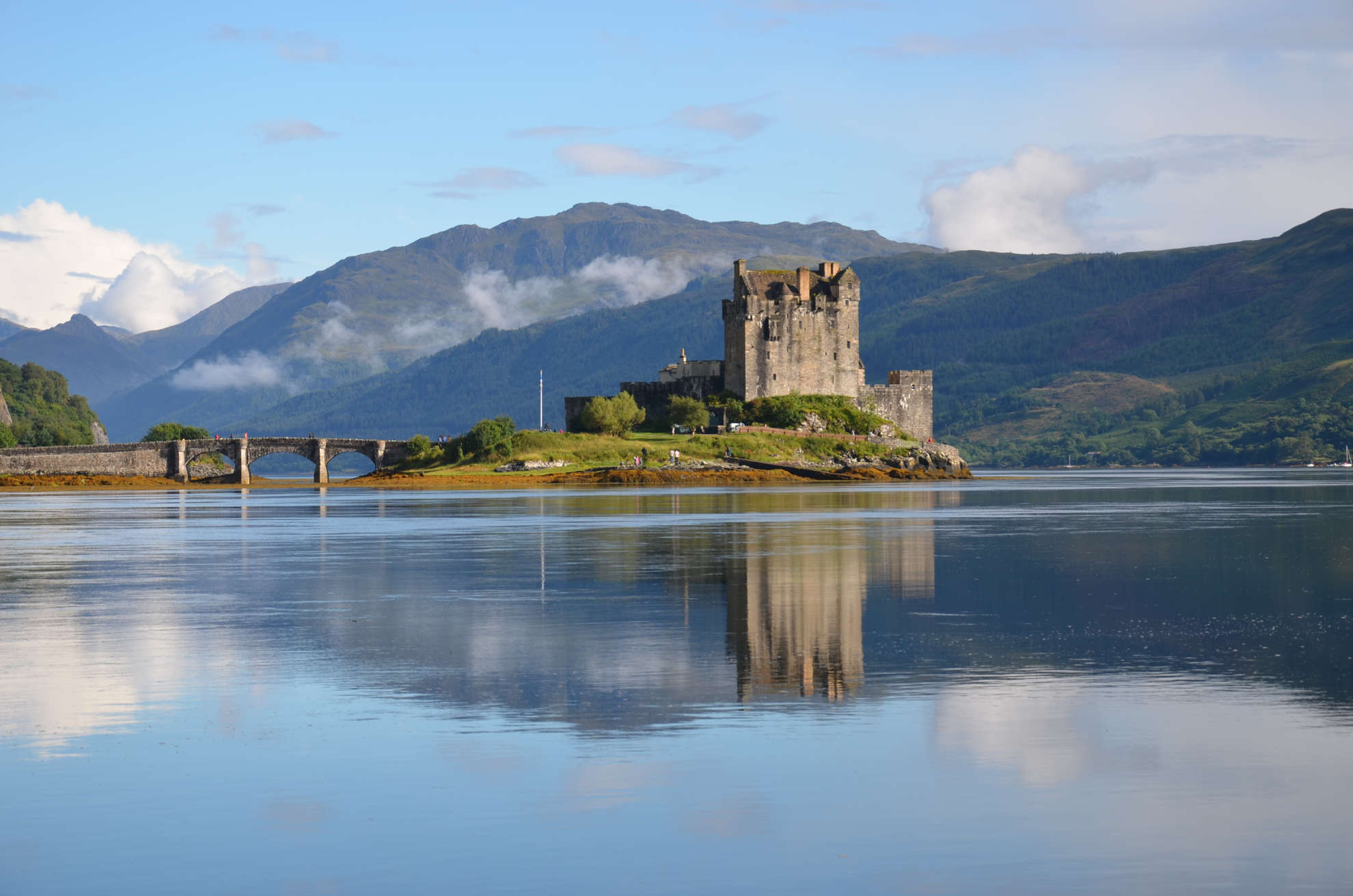 Eilean Donan Castle, Loch Ness & the Glenfinnan Viaduct